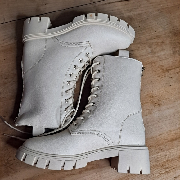 Women's Qupid boots - Picture 1 of 6